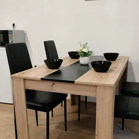 Slavija Space شقة